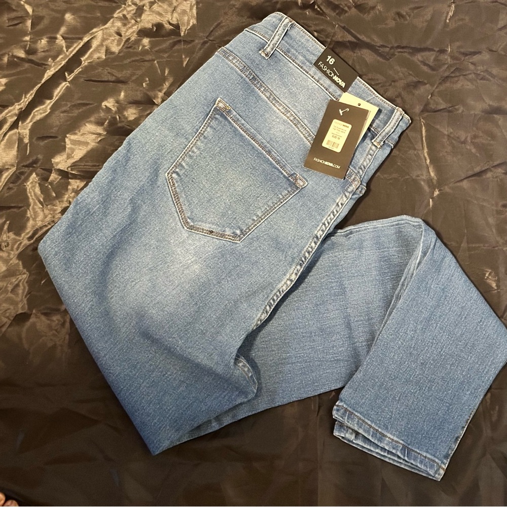 Womens Skinny Jeans